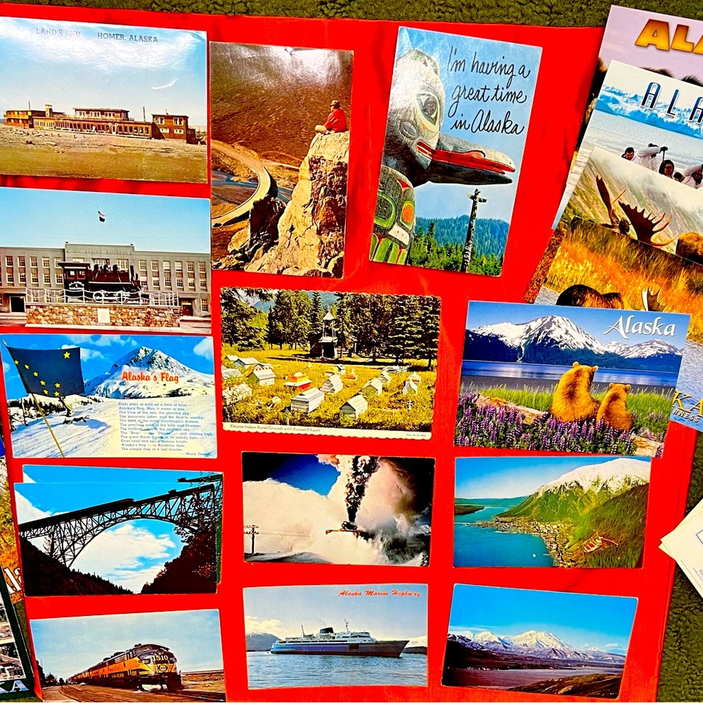 Lot of 33 unused post cards Alaska mix of old & modern. Ephemeral